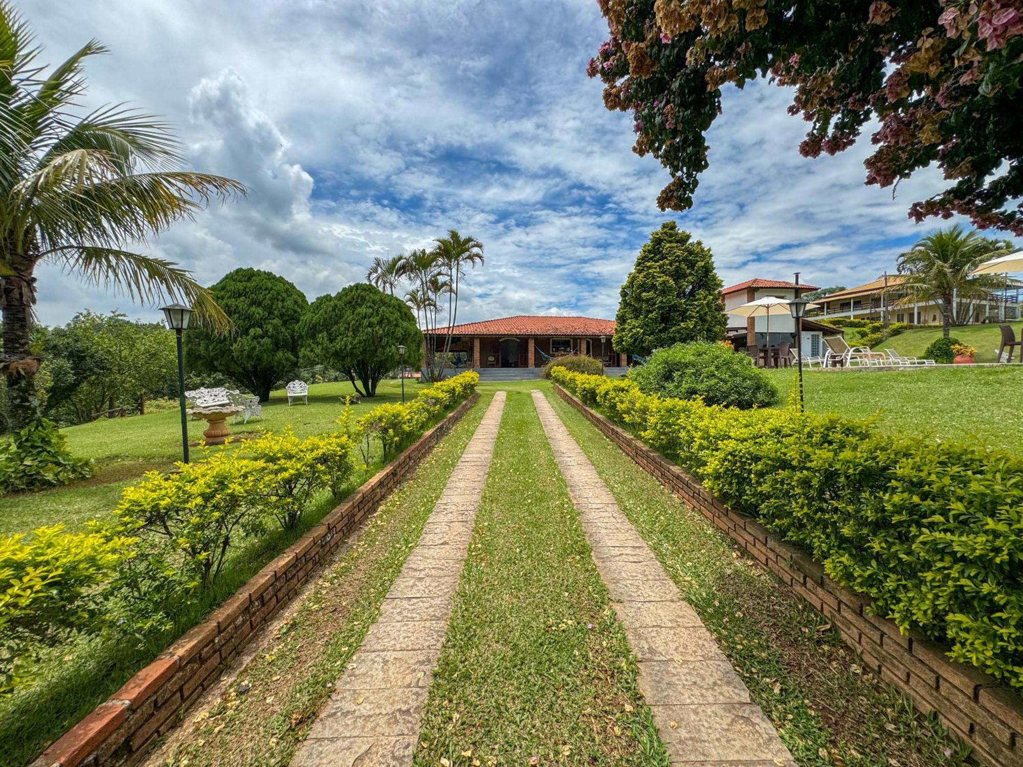 Pousada Espaco Do Sol アラサリグアマ エクステリア 写真